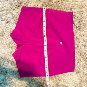 Boogie Shorts, 2.5